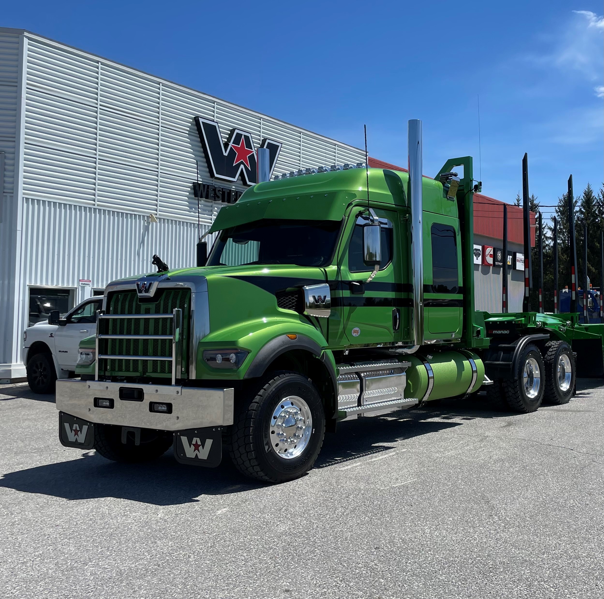 WESTERN STAR 49X 2025 Centre du camion MontLaurier